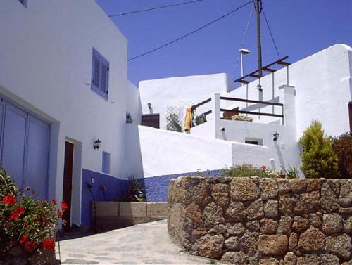  Casapancho 1 y 2 - Casa Rural - Fasnia - Tenerife, Pension in Fasnia