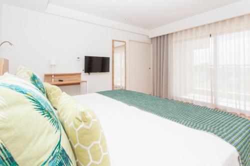Alfagar Aparthotel - image 4