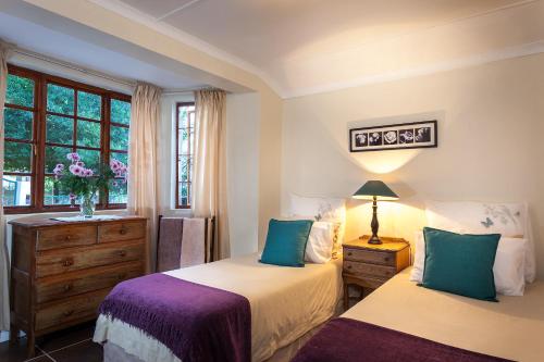 Antique Silk Self Catering Unit