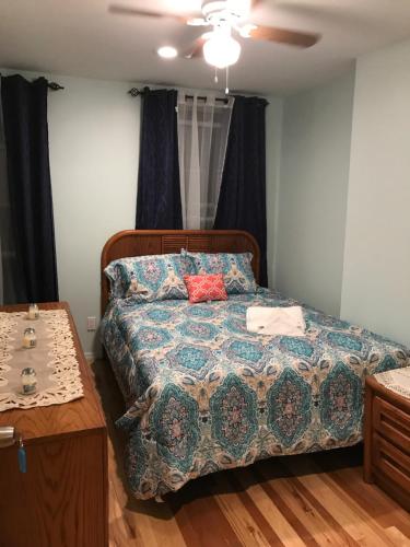 Macon Modern Brownstone Suite - image 8