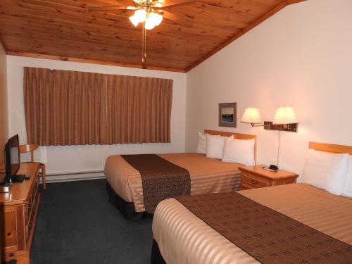 Superior Ridge Resort Motel - image 2