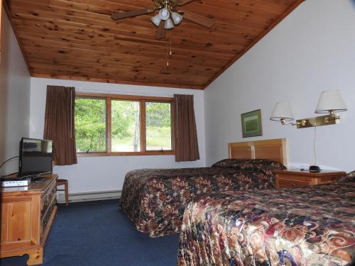 Superior Ridge Resort Motel - image 7