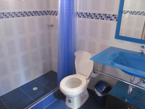 Double Room with Private Bathroom image 10