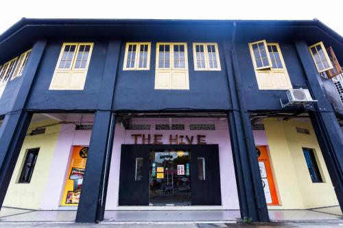 . The Hive Singapore Hostel