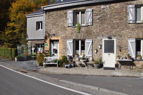  B&B Lardoise, Unterkunft in Bertrix