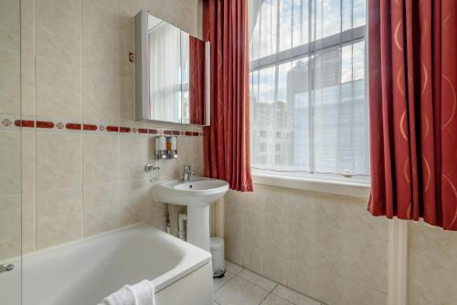 ザ モンタナ ホテル