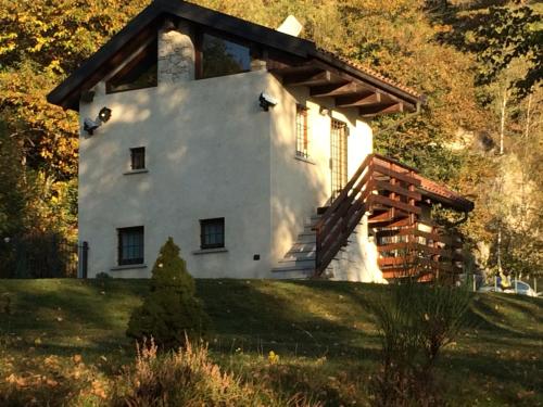 Villino Camparbino vista lago d orta in Madonna Del Sasso