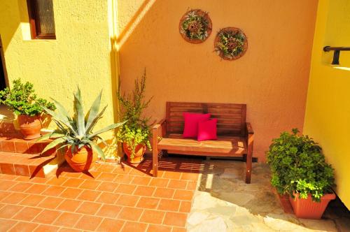 Cleopatra Apartments - image 5