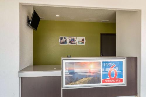 บริการและสิ่งอำนวยความสะดวก, Studio 6 New Braunfels, TX in นิวบรันเฟลส์ (TX)