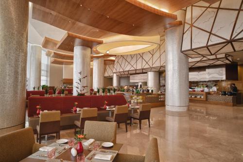 Swissôtel Al Ghurair Dubai - image 3