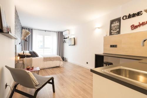 Malaga Beach Apartment next to the beach and city center, Málaga (fotografie 10)