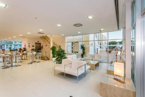 Apartaments Cales de Ponent - image 2