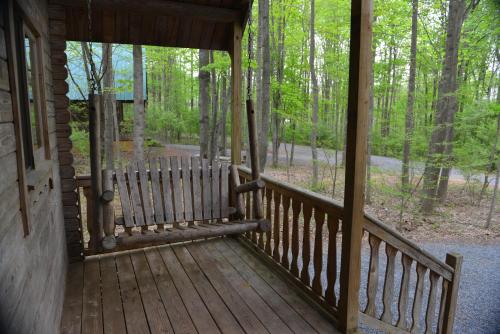 . Appalachian Camping Resort Log Home 7