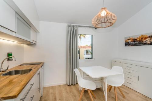 Apartaments Cales de Ponent - image 4