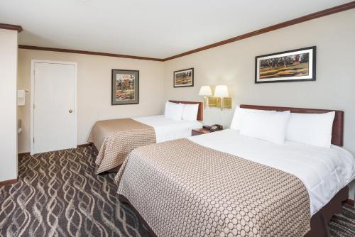 ไนต์ อินน์ - แจ็คสันวิลล์ อิลลินอยส์ (Knights Inn - Jacksonville, IL) in แจ็คสันวิลล์ (IL)