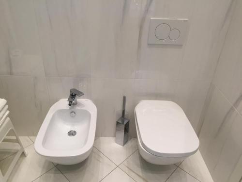 Deluxe Suite with Spa Bath and Private Garden