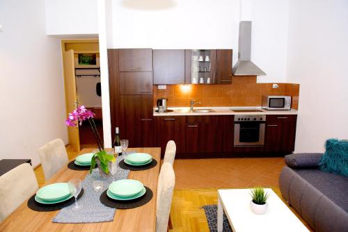  Heart of Budapest Apartment, Pension in Budapest