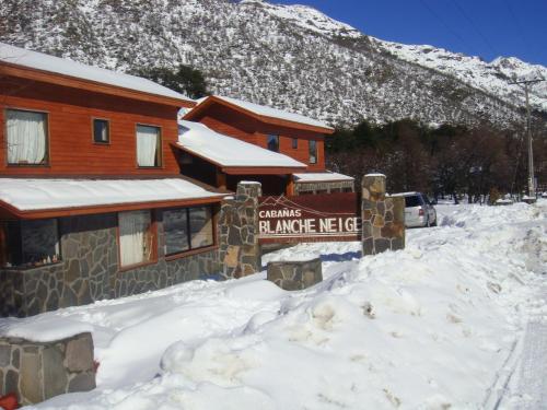 Entree, Cabanas Blanche Neige Wellness & SPA in Termas De Chillan