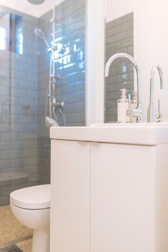 Universitate Heart View