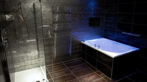Windermere Suites - image 2