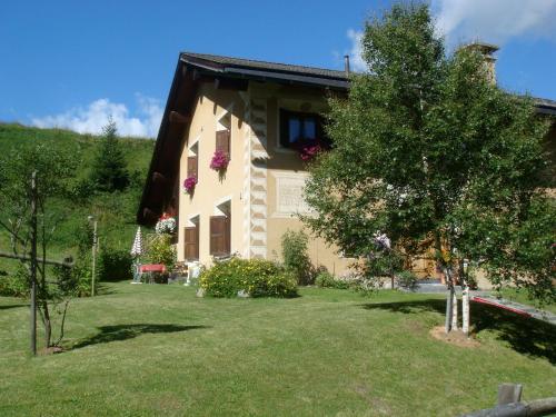 外部景觀, 切薩維樂塔公寓 (Chesa Viletta) in 拉蓬夏木塞埃斯