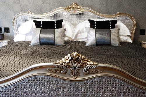 Windermere Suites - image 5