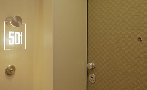 Three-Bedroom Apartment image 9