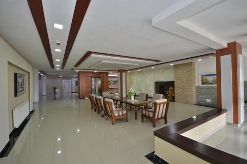 Hotel Veri - image 4