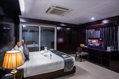 1 twin bed