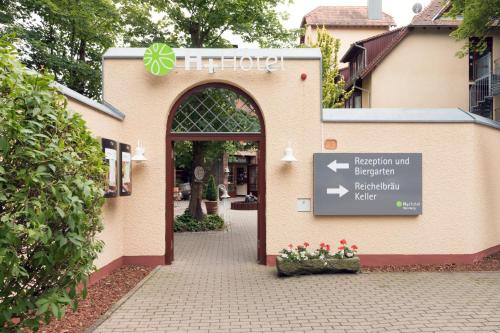 H+ Hotel Nürnberg - image 13