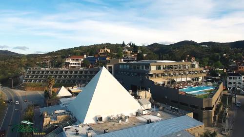 Eleton Resort & Spa