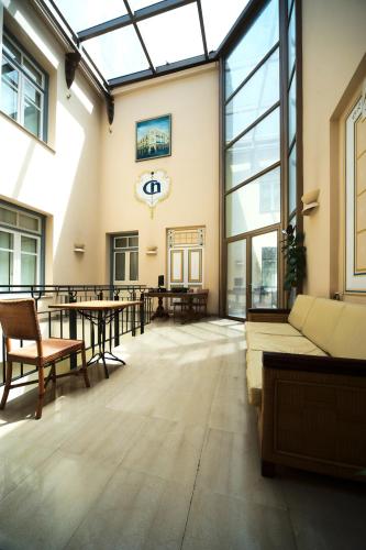 Capsis Bristol Boutique Hotel - main image
