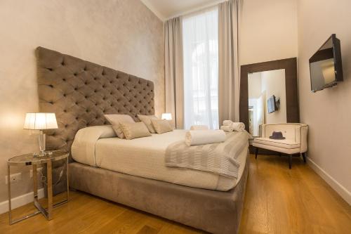 Amazing Piazza Venezia Suites - image 8