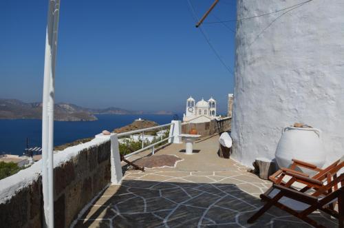 Milos Vaos Windmill