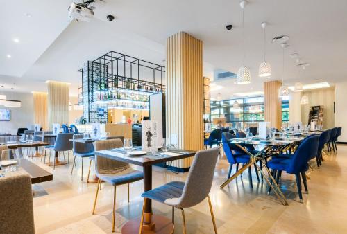 Restaurant, Exe Madrid Norte in Hortaleza