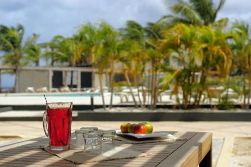 Φαγητό και ποτό, Eden Beach Resort - Bonaire in Πλάγια