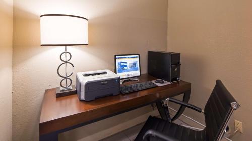 Best Western Executive Inn- Mount Gilead