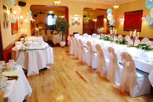 OSheas Hotel