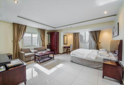 Al Salam Hotel Riyadh - image 12