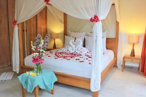Two-Bedroom Villa with Private Pool image 4