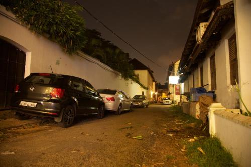 Roses Inn Fortkochi – Cochin, NE