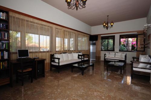 Lobby, Hotel Marina Village in Itanos