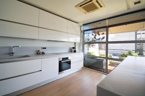 Hidesign Athens Art Loft Penthouse Acropolis View, Athens (photo 6)