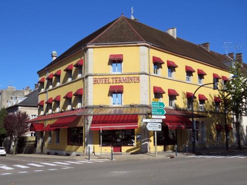 Hôtel Terminus - Pizzeria Pizz'a gogo - salle de sport - face à la gare