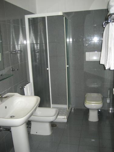 Bathroom, Campus Hotel in Bari