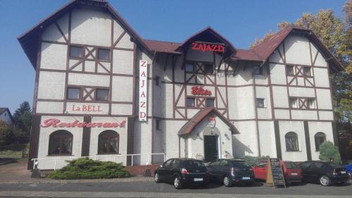 . Zajazd Elite-Restauracja La BELL