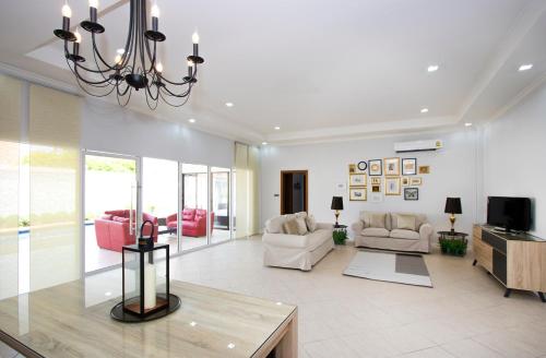 芭堤雅托爾圖加別墅 Tortuga Villas Pattaya