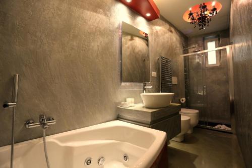 Luxury on the River - image 3