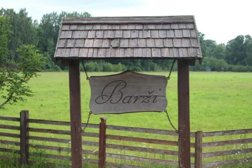 Viesu nams Barži