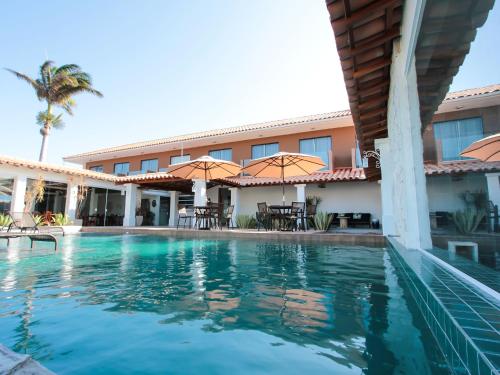 游泳池, Hotel Premium Recanto da Passagem in 卡布弗里烏